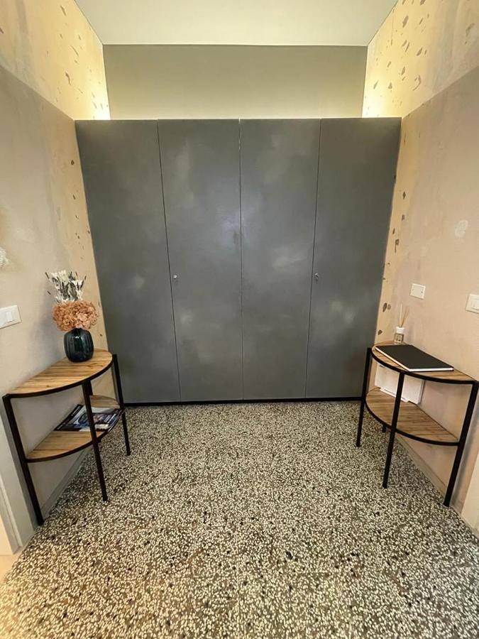 La Mirage Apartment Desenzano del Garda Bagian luar foto