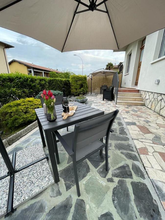 La Mirage Apartment Desenzano del Garda Bagian luar foto