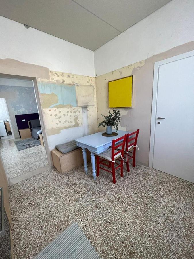 La Mirage Apartment Desenzano del Garda Bagian luar foto