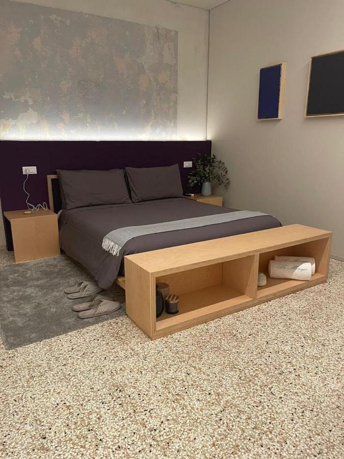La Mirage Apartment Desenzano del Garda Bagian luar foto
